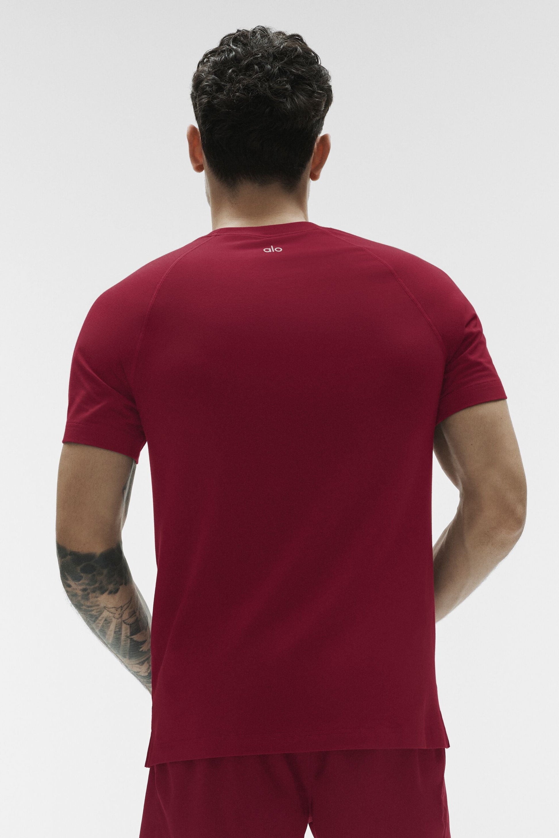 ALO Vapor Crewneck Short Sleeve - Garnet