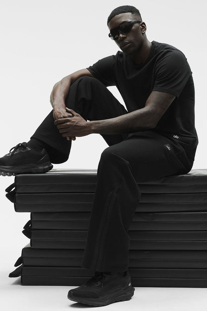 Essential Short Sleeve Street Tee - Black