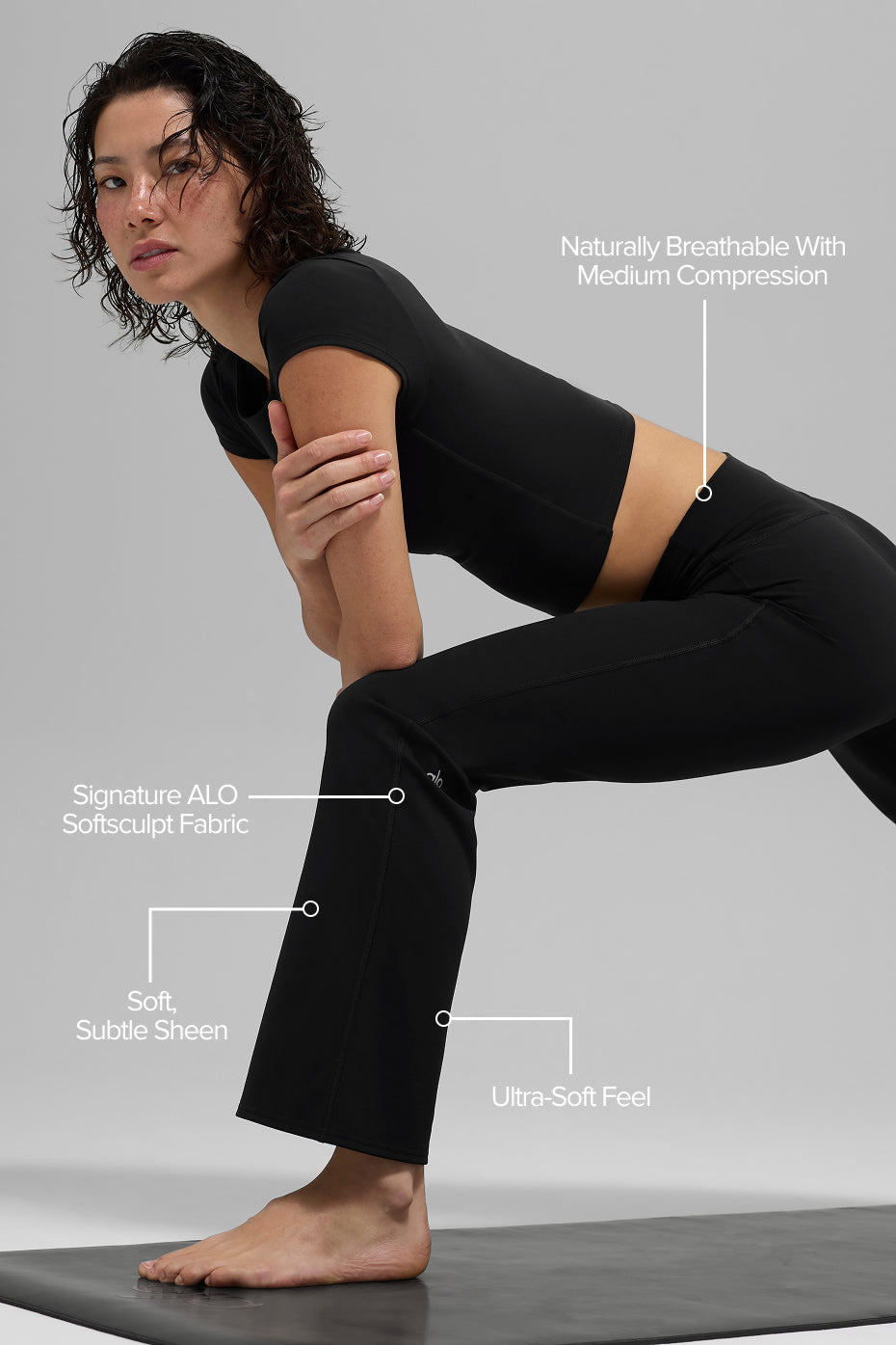 ALO Softsculpt High-Waist 7/8 Bootcut Legging - Black